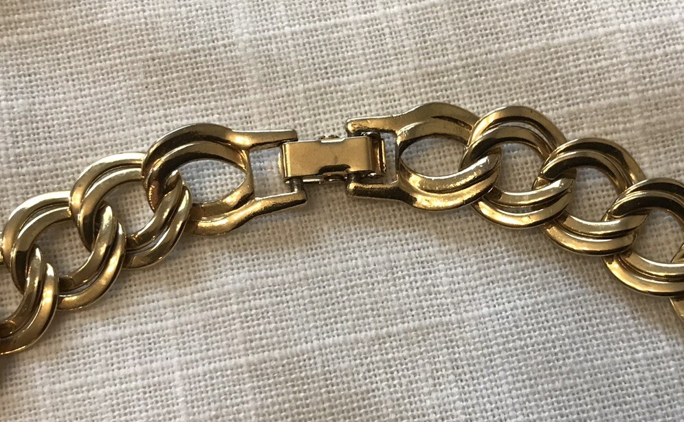 VINTAGE 18” Double CURB LINK Chunky NECKLACE Shiny GOLD TONE GRADUATED VGUC