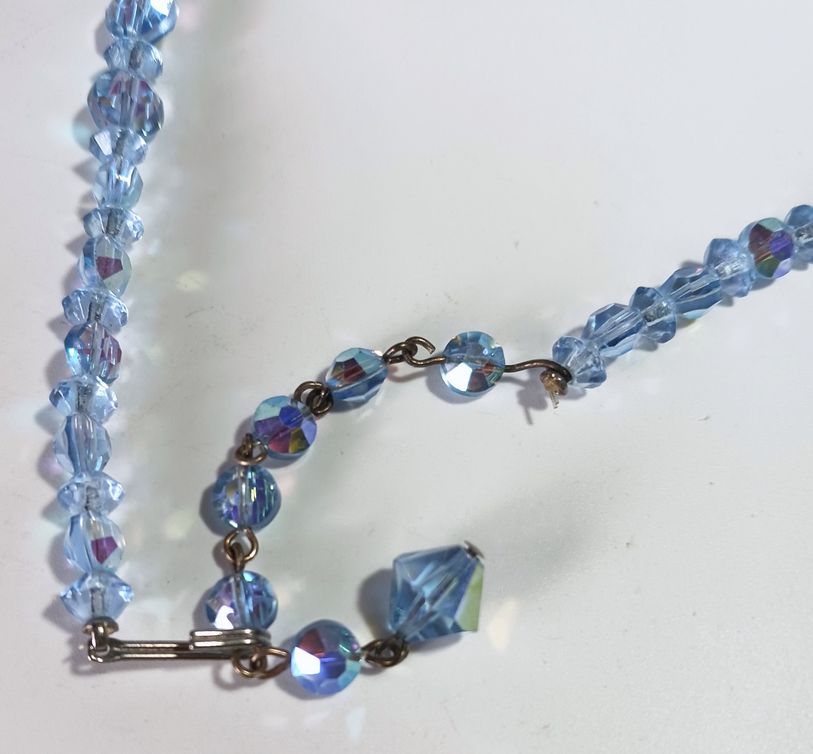 Vtg Adjustable Graduated Bead Necklace w/ Pale Blue AB Faceted Glass Stones