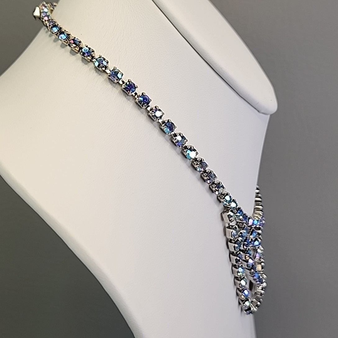 Vintage Aurora Borealis Rhinestones Necklace Blue Festoon Collar 14.5″