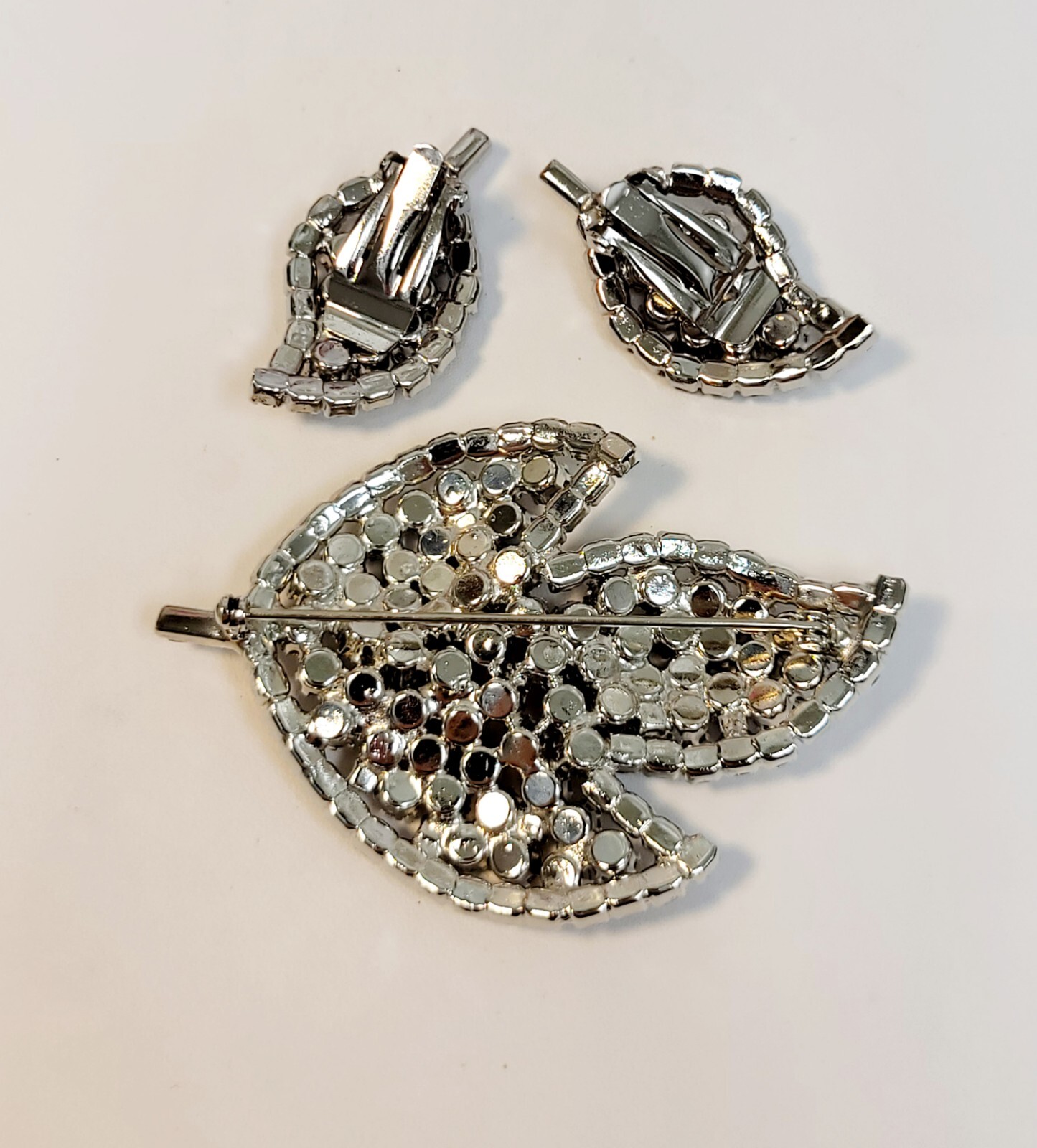 Vintage Clear Rhinestone Leaf Brooch And Earrings Set Juliana
