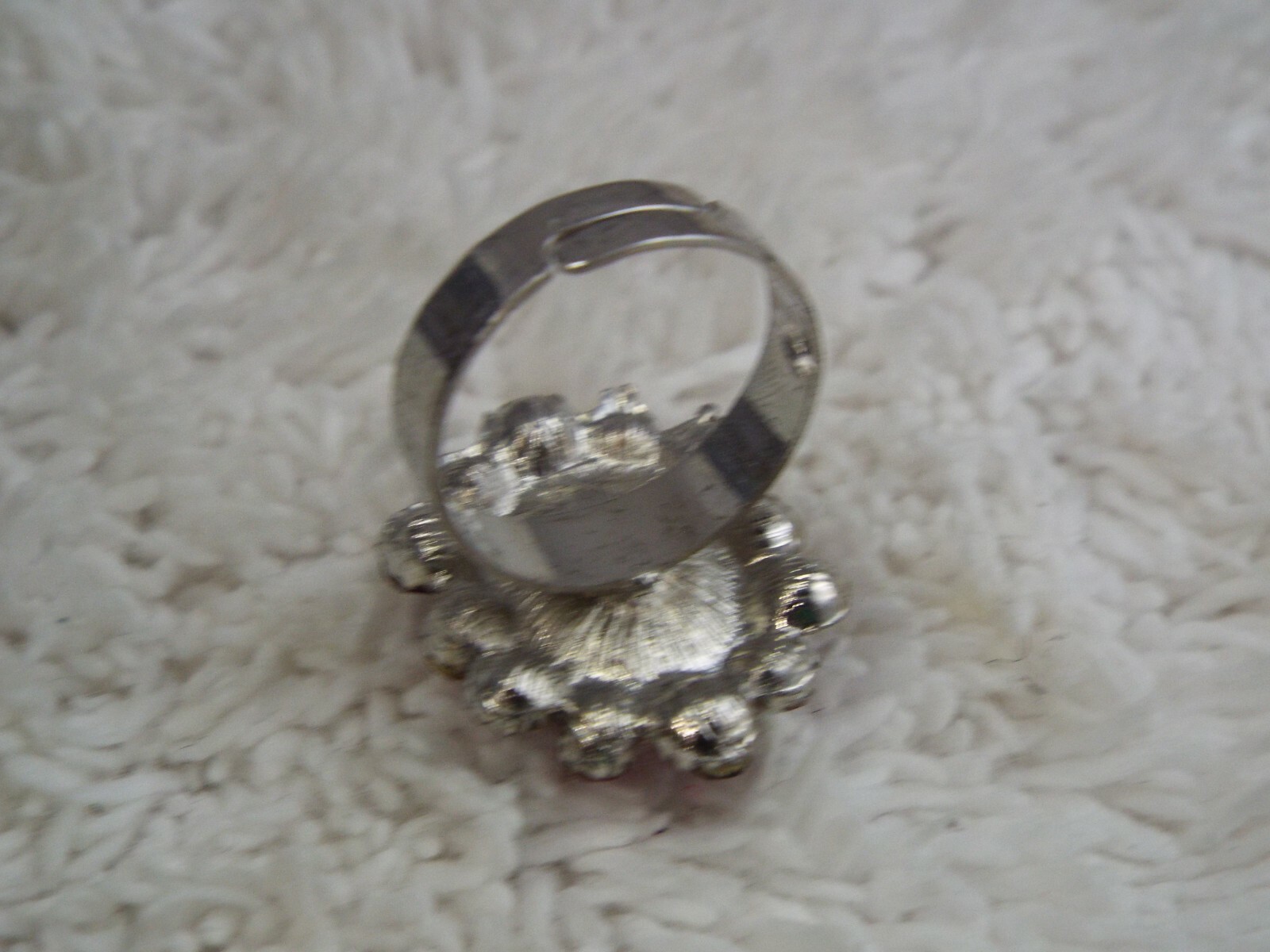 Silvertone Red Fuchsia Rhinestone Ring ~ Adjustable Size 6-7 (A15)