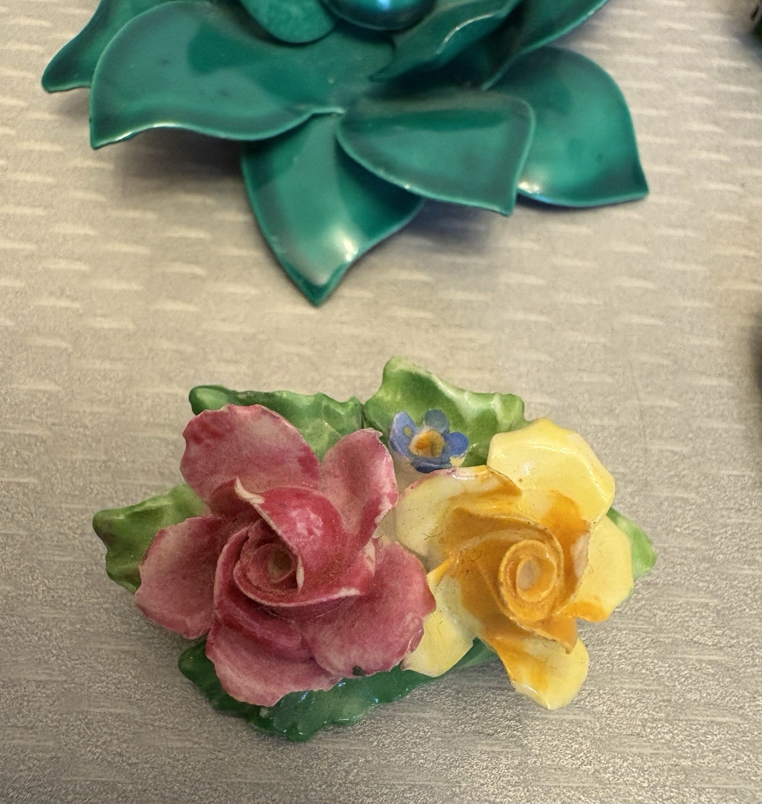 Vintage Flower Pin Brooch Lot Enamel Austria England Wood Lucite Mod Roses 8P