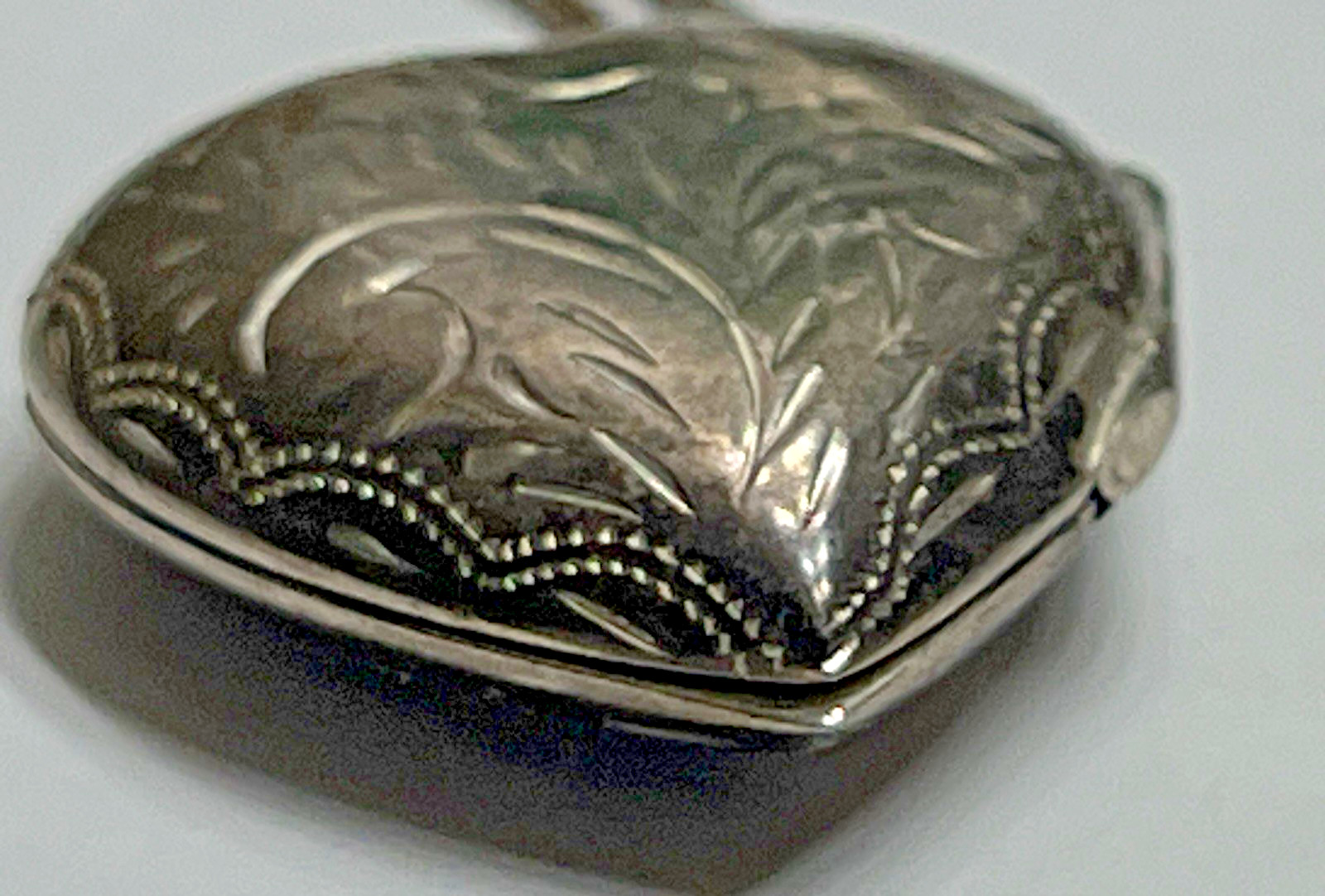 Sterling Silver Heart Necklace Pendant Puffy Locket Chain 925 Vintage Signed US