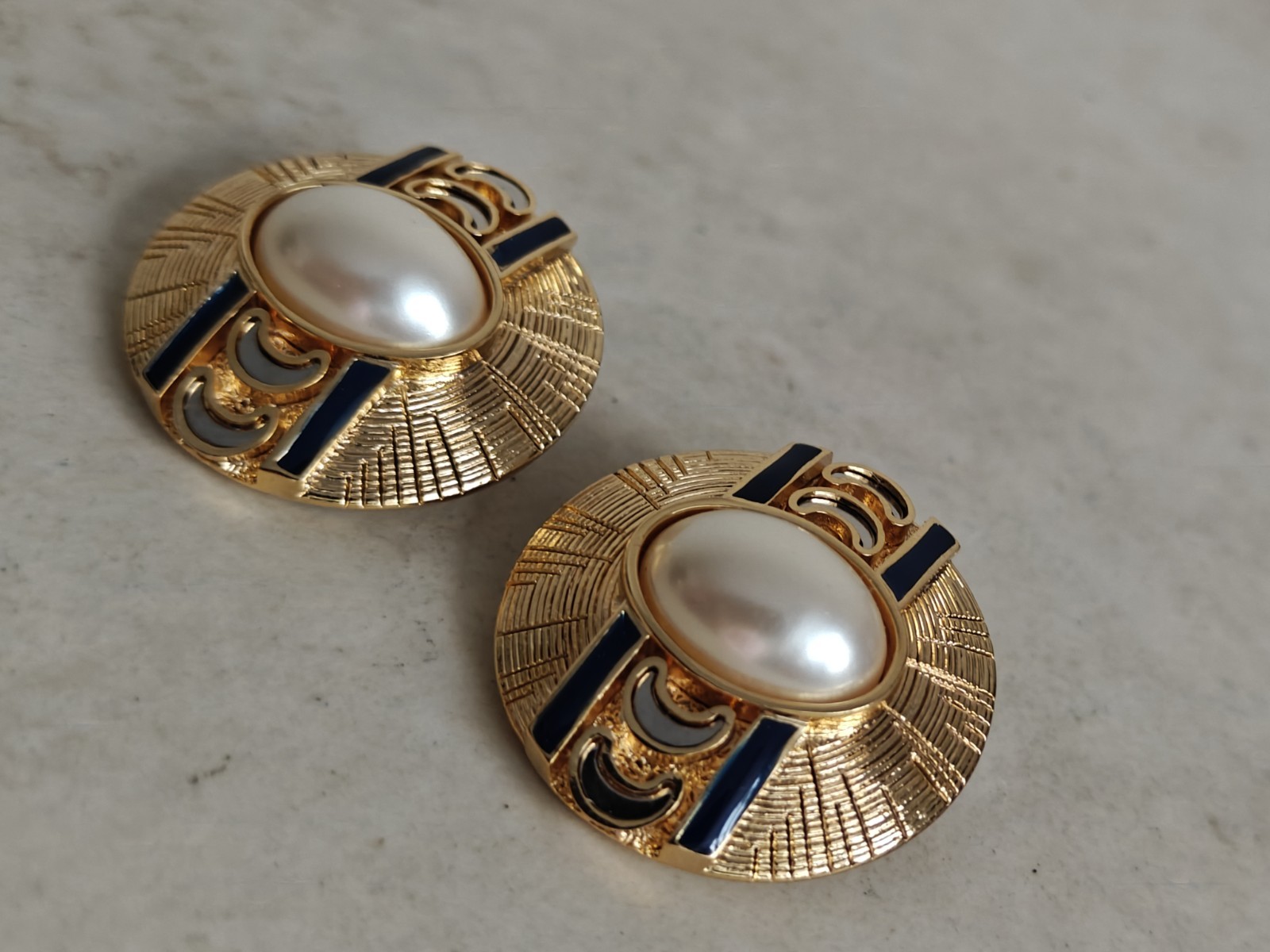 Vintage Orena Paris Faux Mabe Pearls Enamel Earrings Matte Yellow Gold New