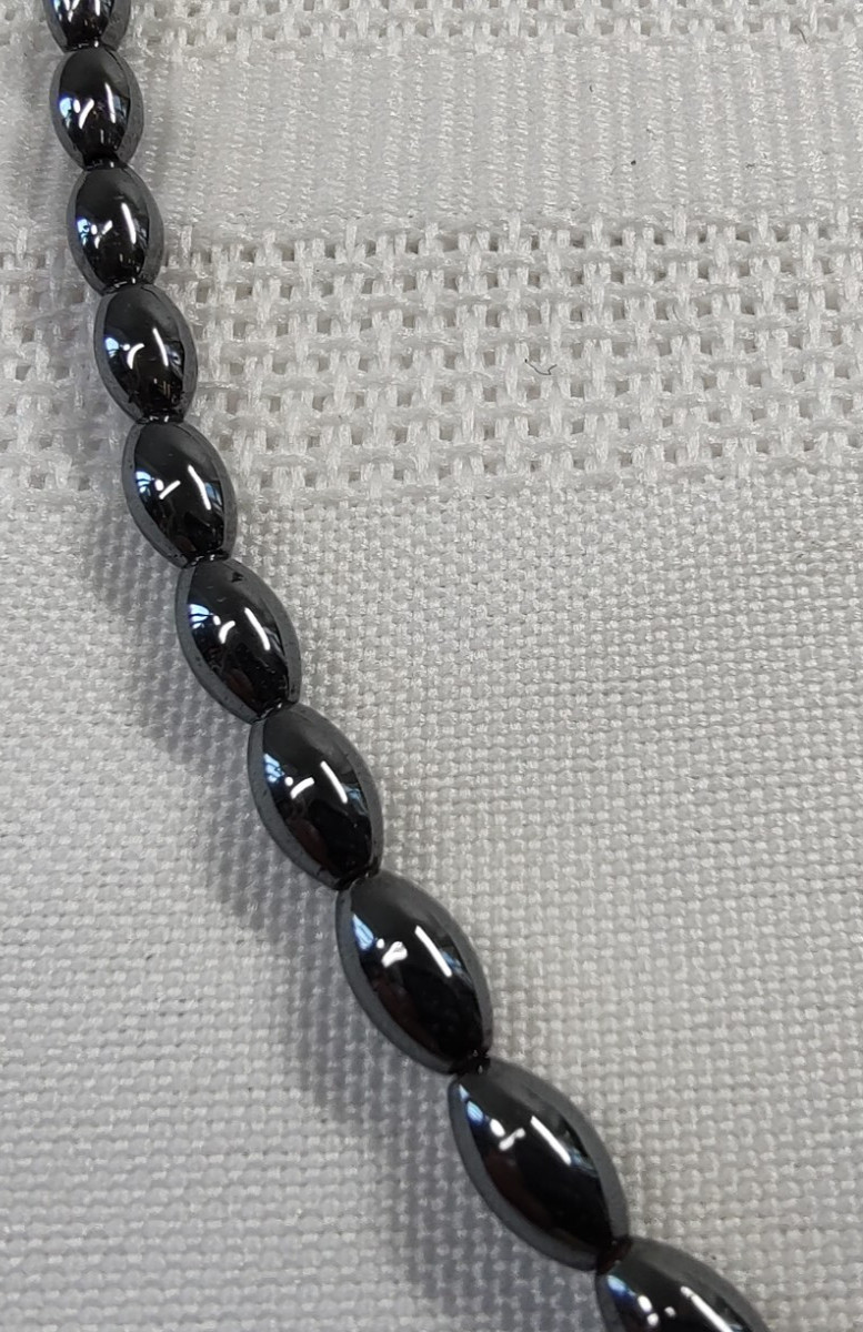 Smooth Bead Choker Necklace Hematite Graphite Color Grunge Boho Goth Screw Close