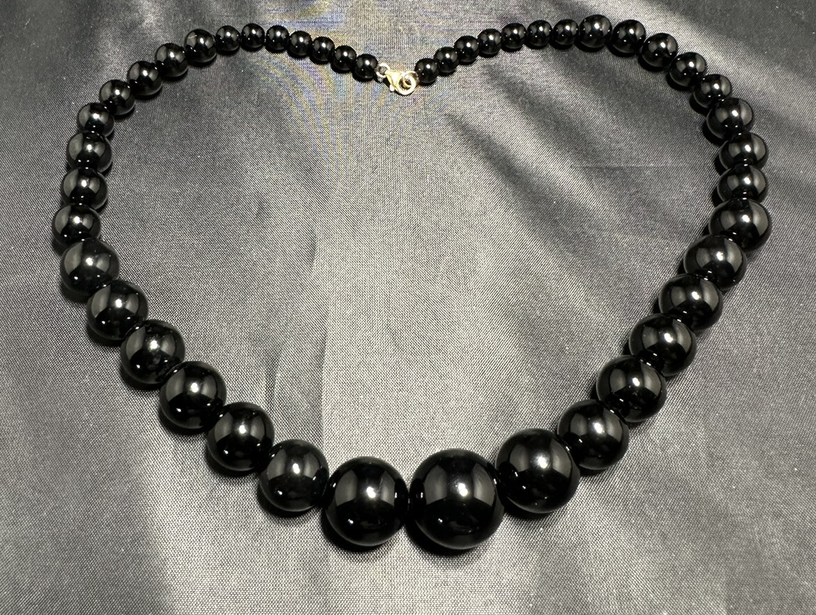 Black Onyx Necklace Knot BEAD ,14k Gold Lobster Claw CLASP Fine Jewelry Vintage