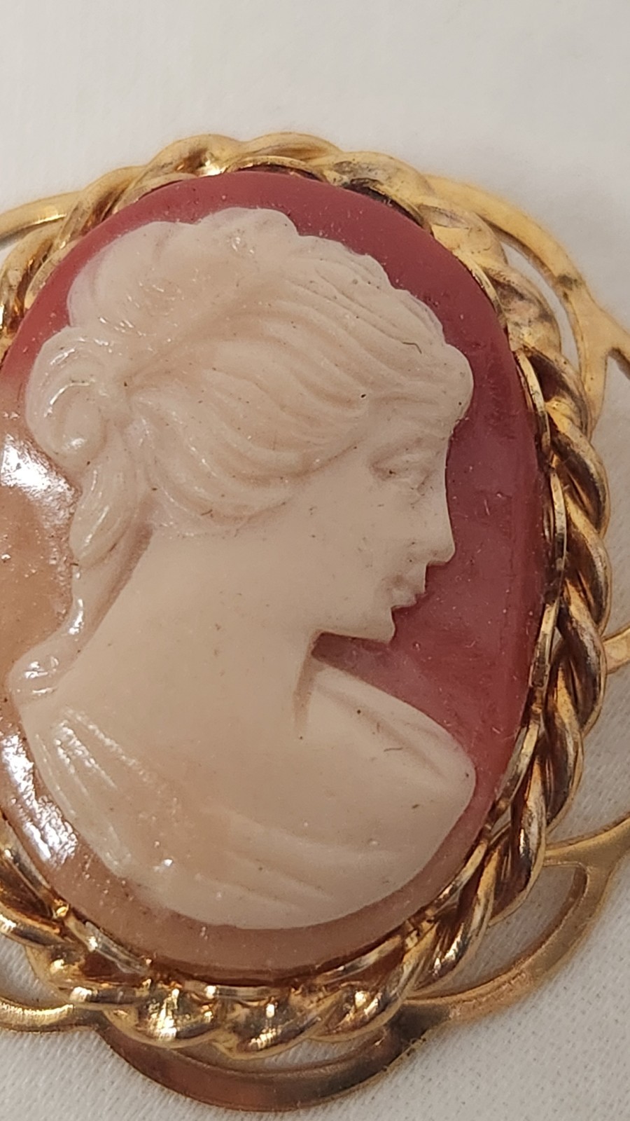 Cameo Brooch Pin Gold Tone Oval Lady Portrait Victorian Style