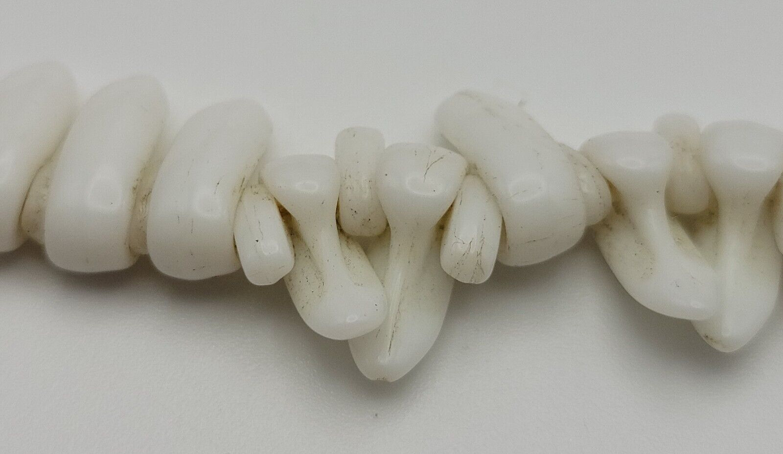Vintage White Milk Glass Spike Beaded Tribal Choker Necklace 16.5 In Hook Clasp