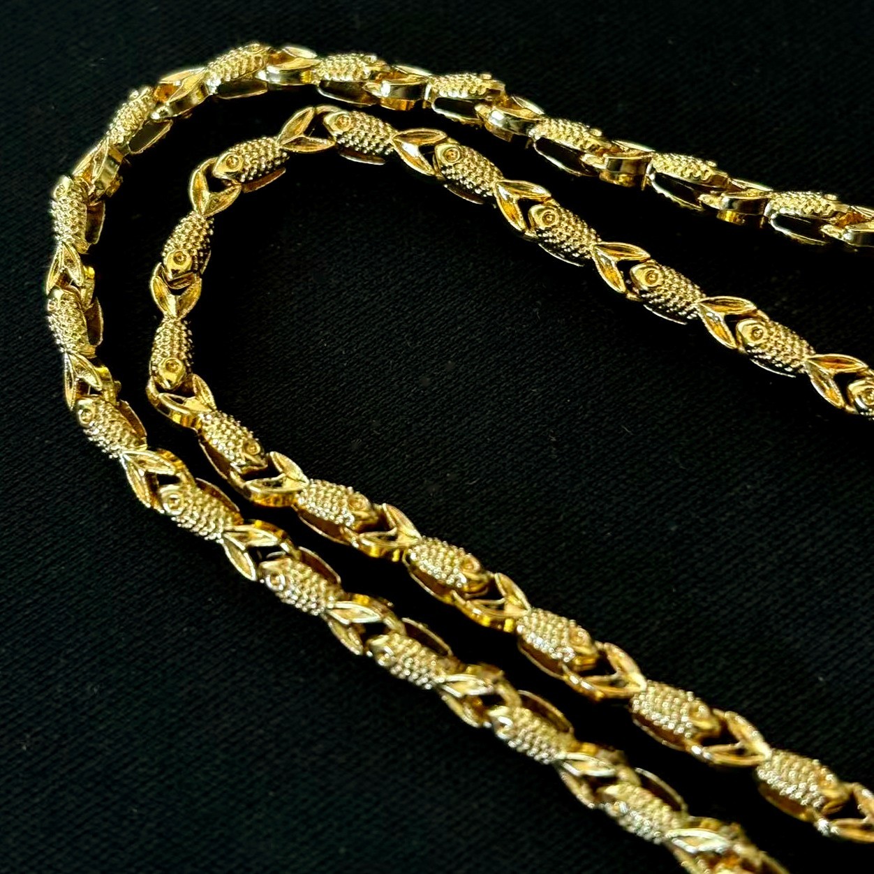 Golden Cross Pendant Necklace Gold-plated (NOT SURE) marked ‘999’, 18.5 in