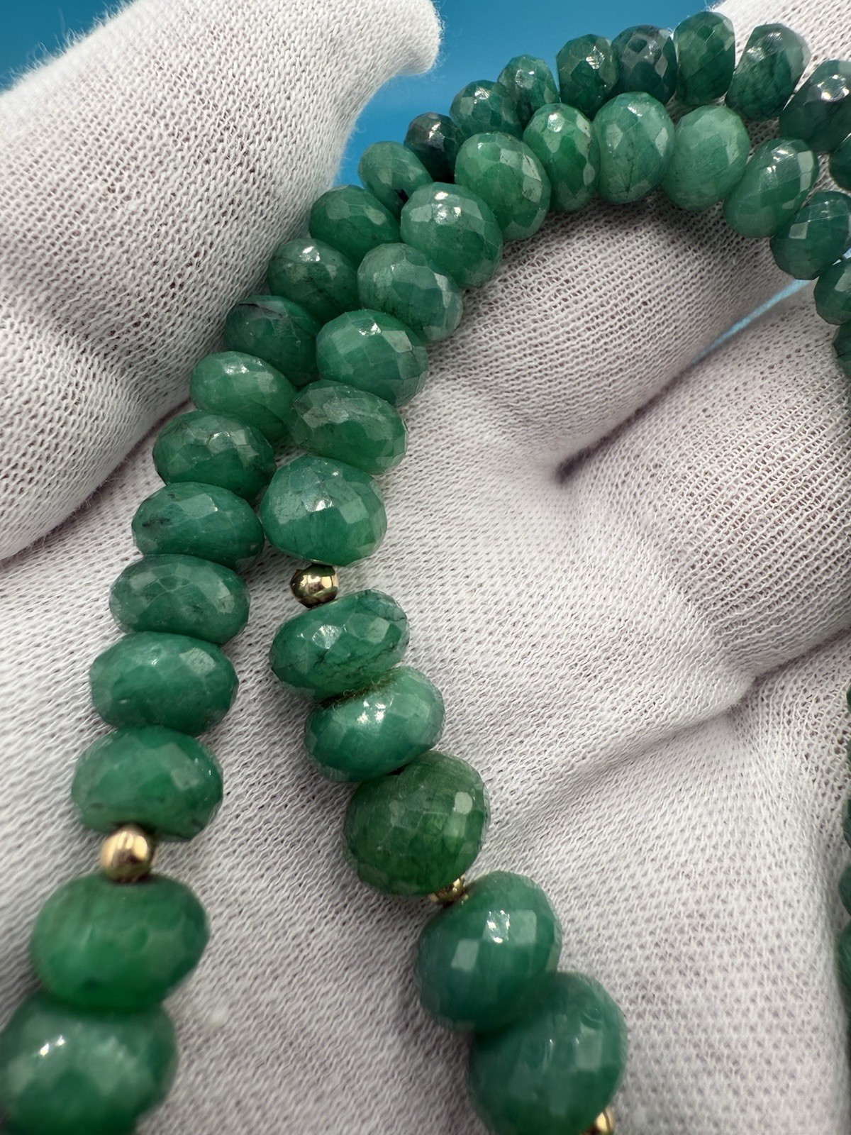 Wonderful Antique / Vintage Art Deco Faceted Beaded Emerald Color Beryl Necklace