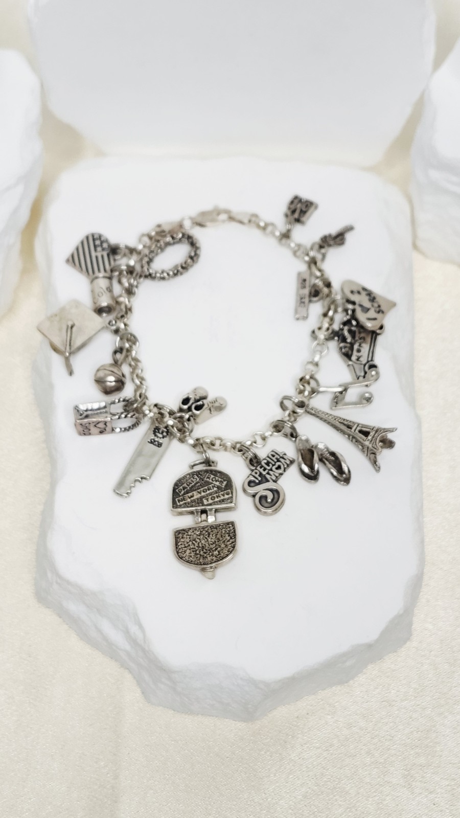 Vintage SJC Sterling Silver Link Charm Bracelet Heavily Loaded 18 Charms – 44g