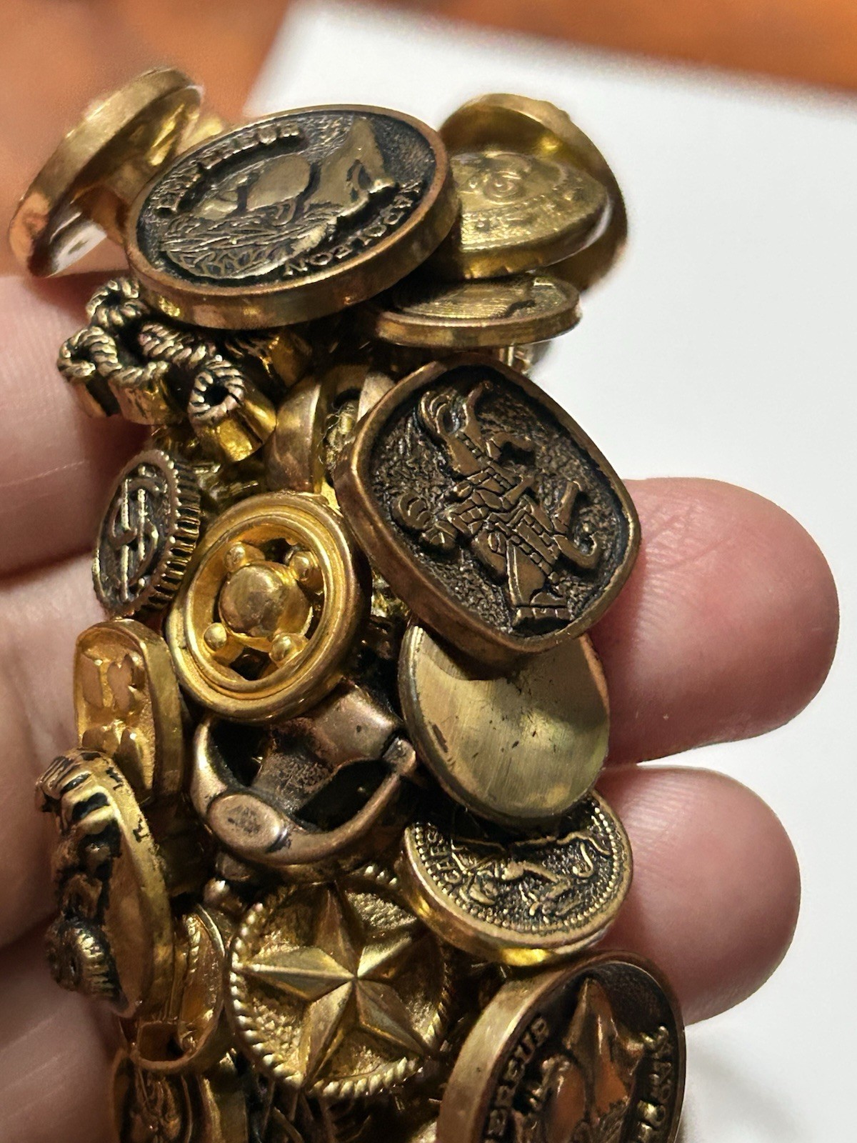 Vintage Mid-Century Buttons Bracelet Stretchy Crochet Gold Tone Victorian Style
