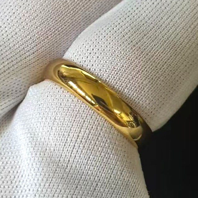 VTG Gold-plated (NOT SURE) Gold-tone Ring Band marked ‘999’, Size 9 adjustable