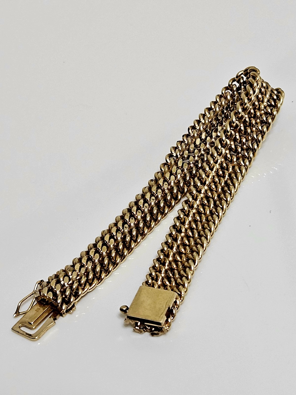 Yellow Gold Woven Mesh Flexible Link Vintage Bracelet Gold, Heavy Plated.