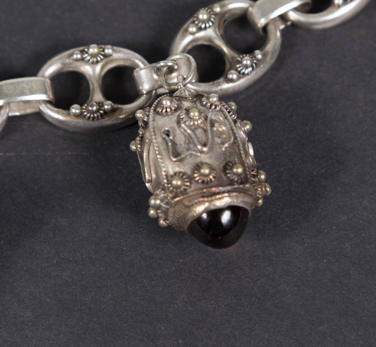 Vintage Etruscan Revival 800 Silver Fob Charm Bracelet Stones 8″ Long 800 – 52g