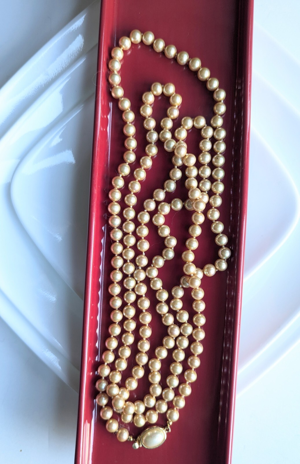 Vintage CAROLEE Faux Pearl Knotted Champagne Gold Tone 60″ Rope Length Necklace