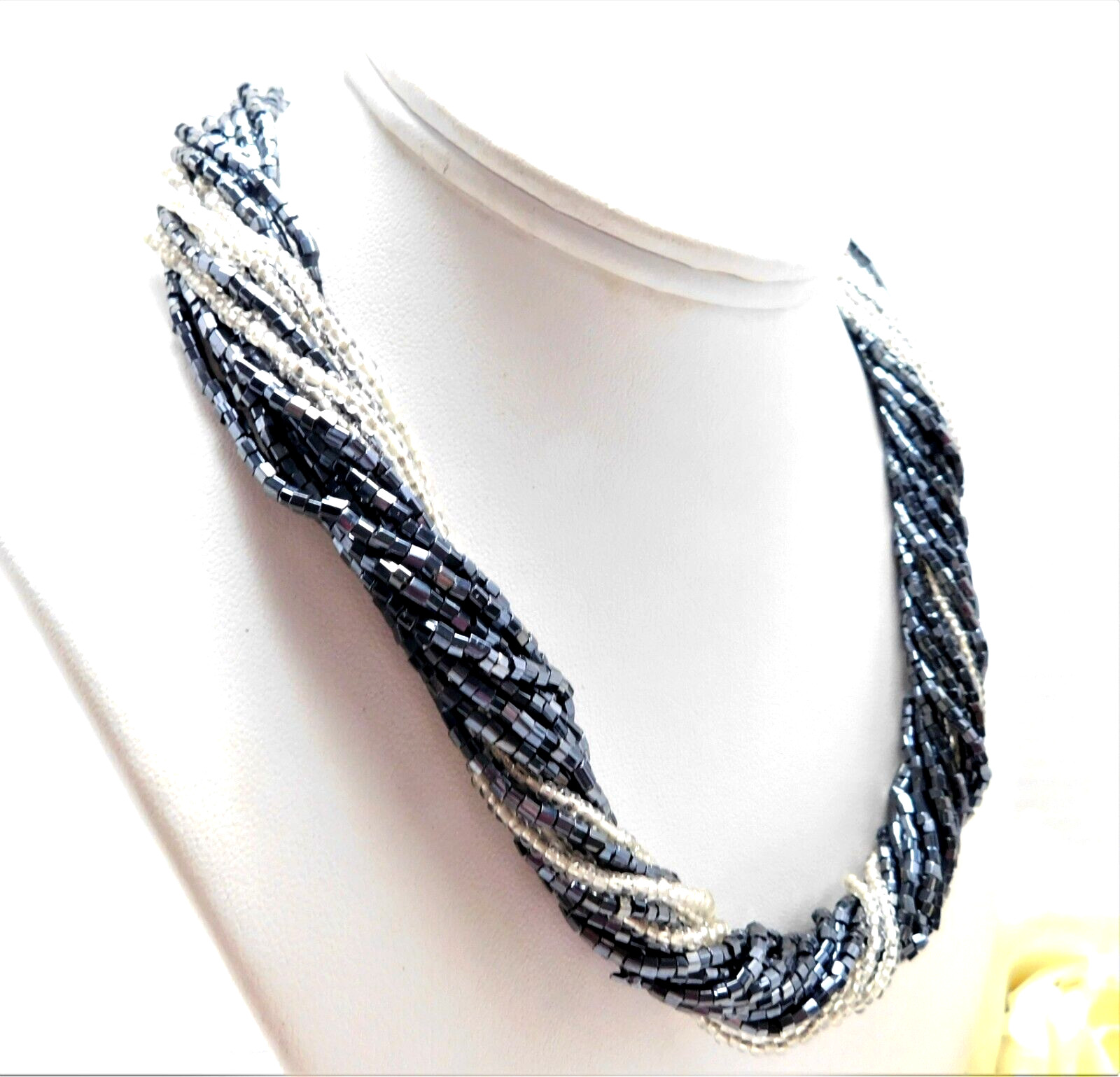 VINTAGE MULTI STRAND TWISTED GLASS SEAD BEAD FASHION NECKLACE 18″