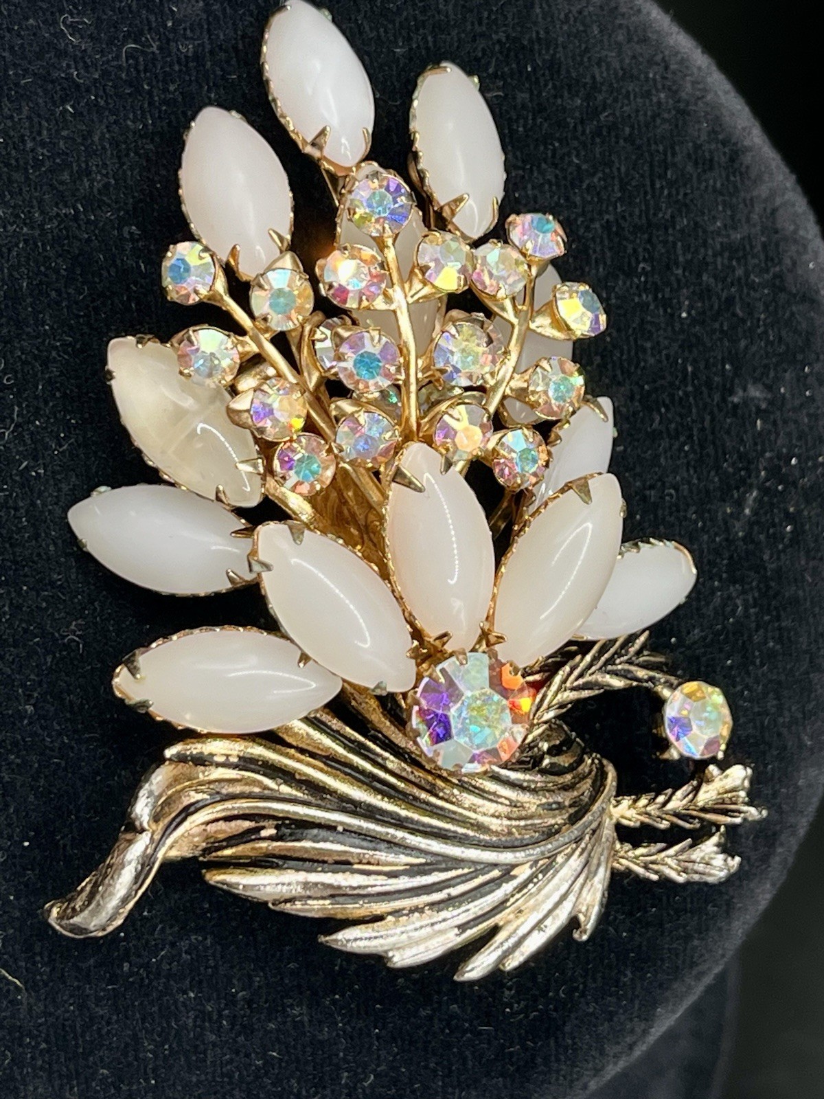 1950’s-60’s Pale Pink Marquise & AB rhinestone floral Spray Bouquet Brooch 2.85”