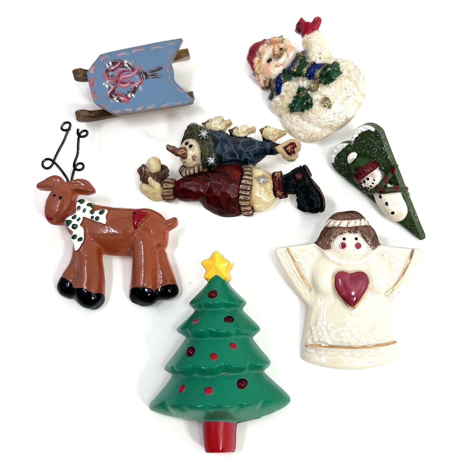 Vintage Mixed CHRISTMAS PIN Lot of 7 Ceramic Wood Plastic SLED TREE HEART SNOW