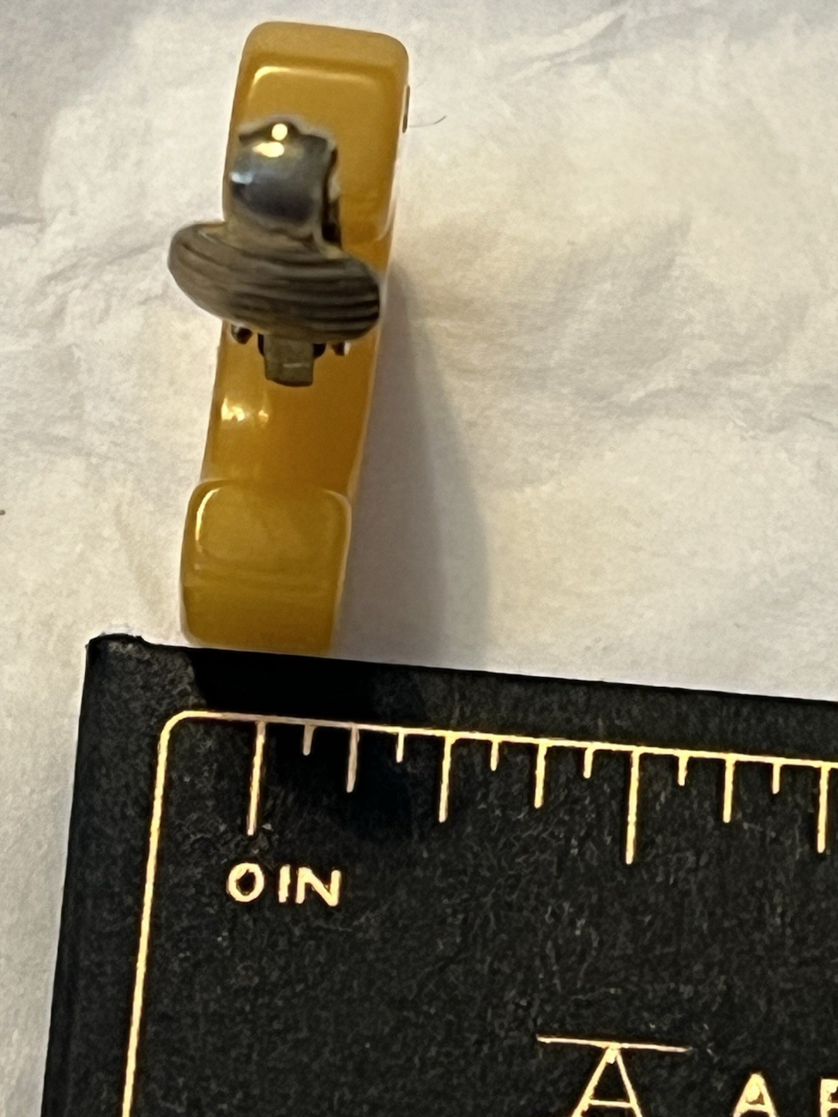 VTG Estate Butterscotch Bakelite Earrings Clip-On 1/2”x1/2cm Modern Minimalist