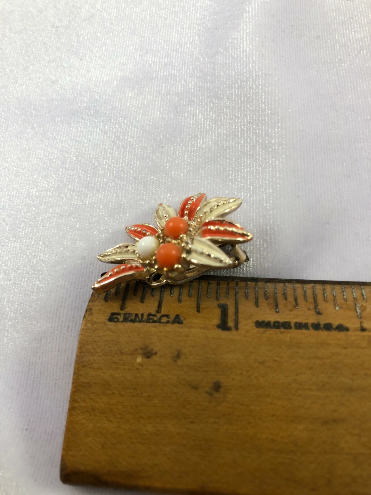 Vtg PAKULA Earrings Orange Cream Floral Burst Enamel Gold Tone Clip