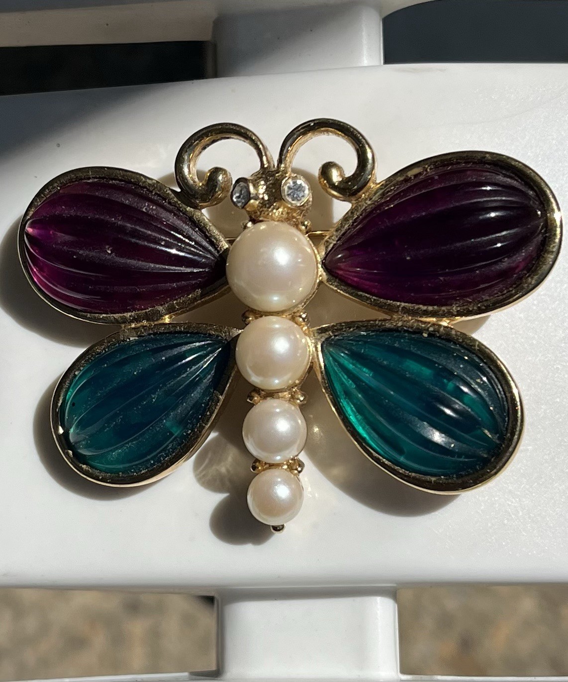 Vintage Purple And Teal Blue Gripoix Style Butterfly Brooch Pin – Pearls Diamond