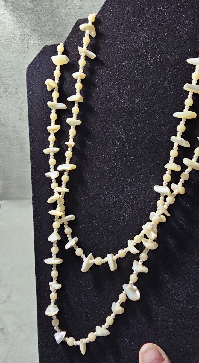 Mother Of Pearl Beads and Chip 40in Single Strand Necklace Vintage Beautiful