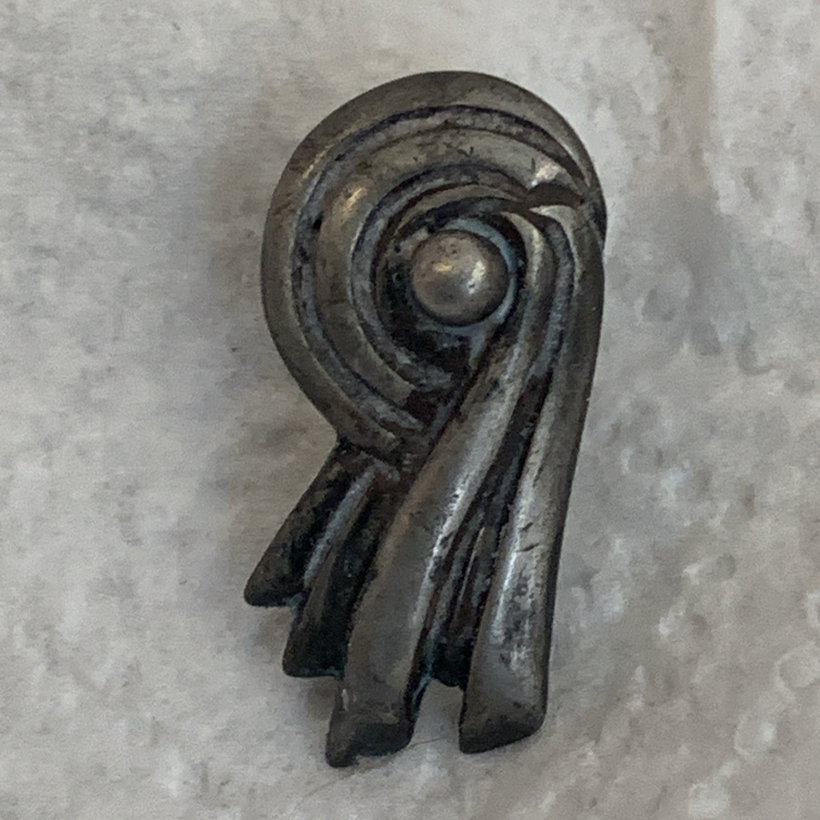 Los Castillo Single Sterling Silver Screw On Earring