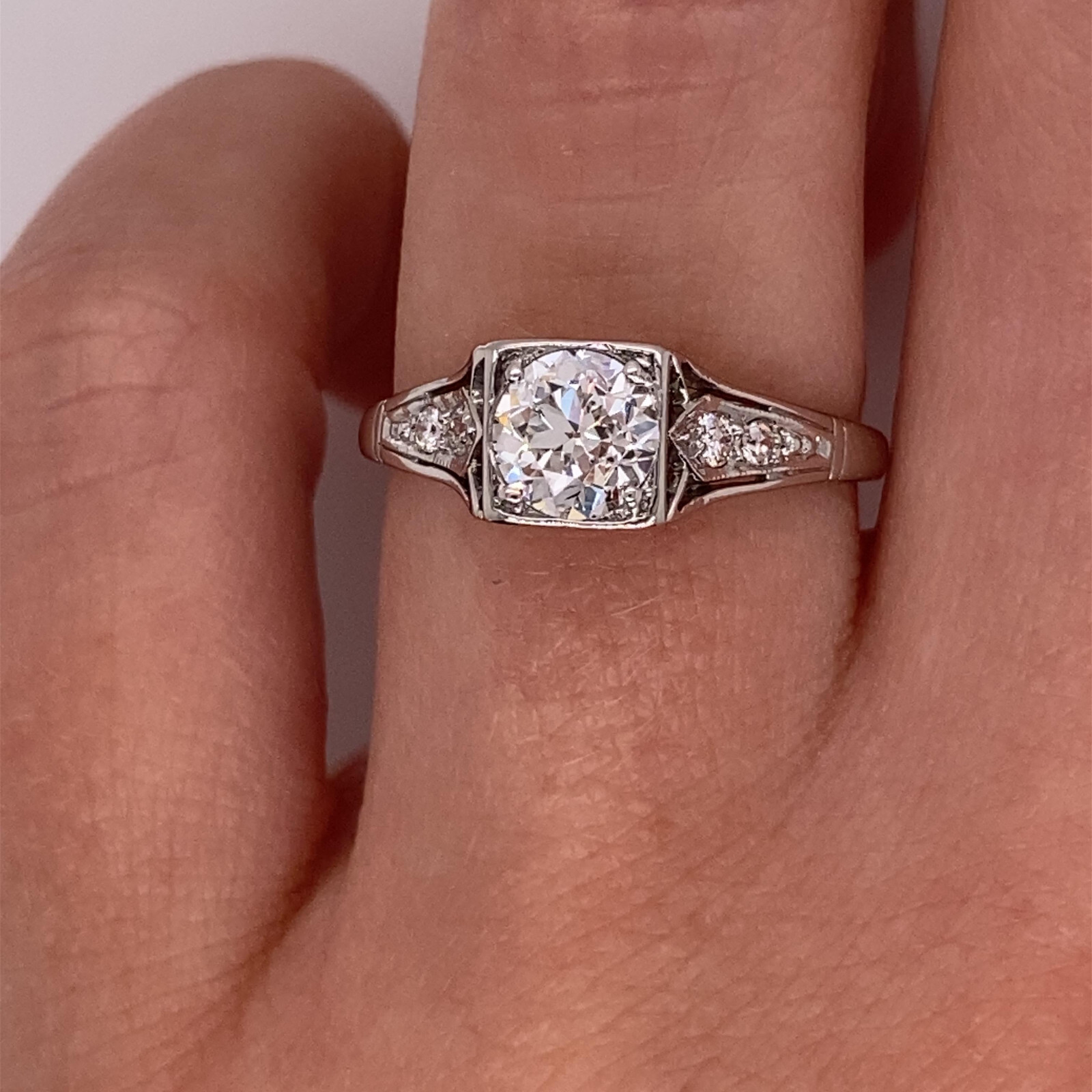 1.15 Ctw White Round Cut Simulated Diamond Three Stone Art Deco 925 Silver Ring