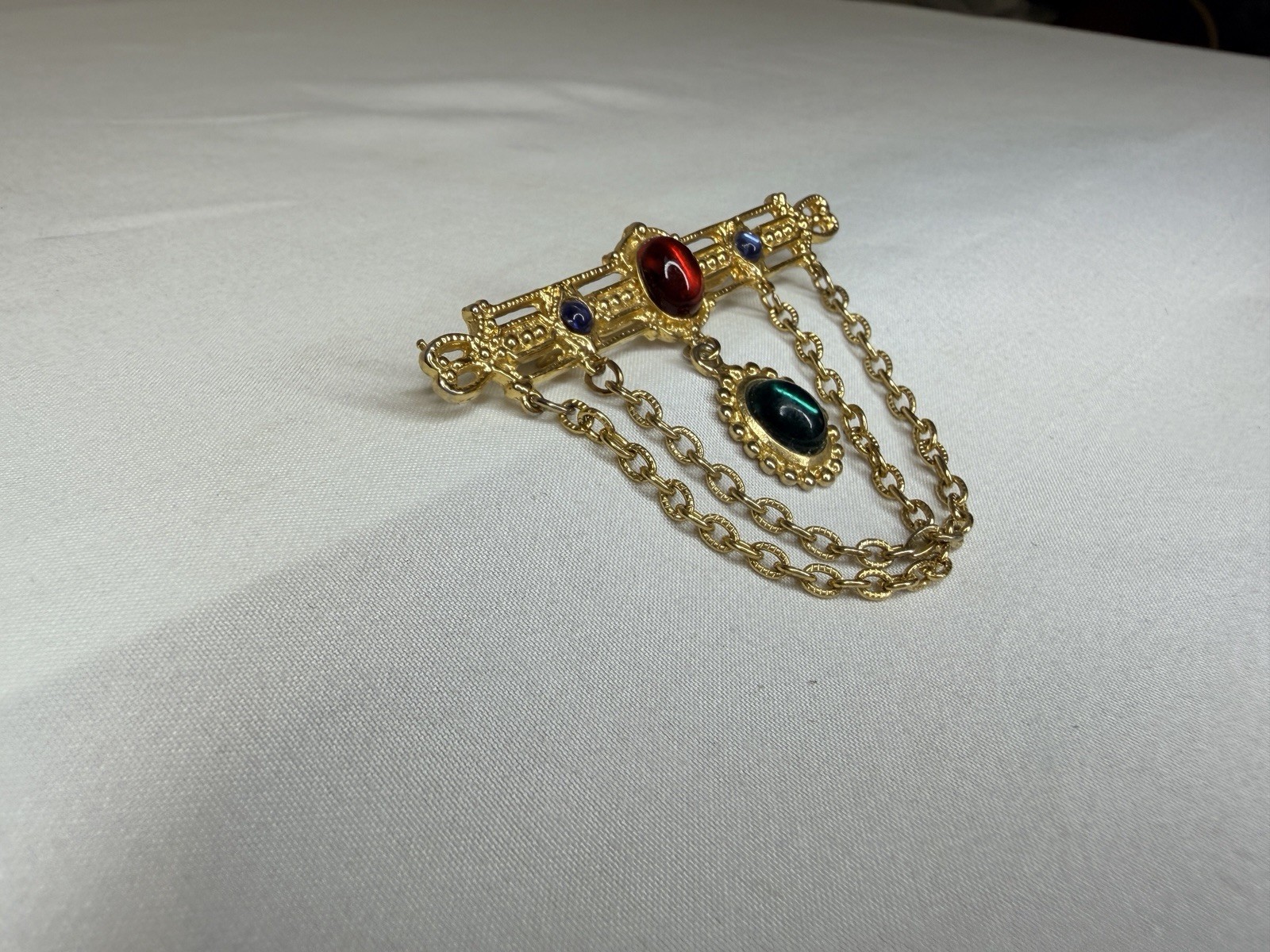 Vintage French Mogul Gripoix Regal Beauty Blue Red & Green Gold Tone Brooch