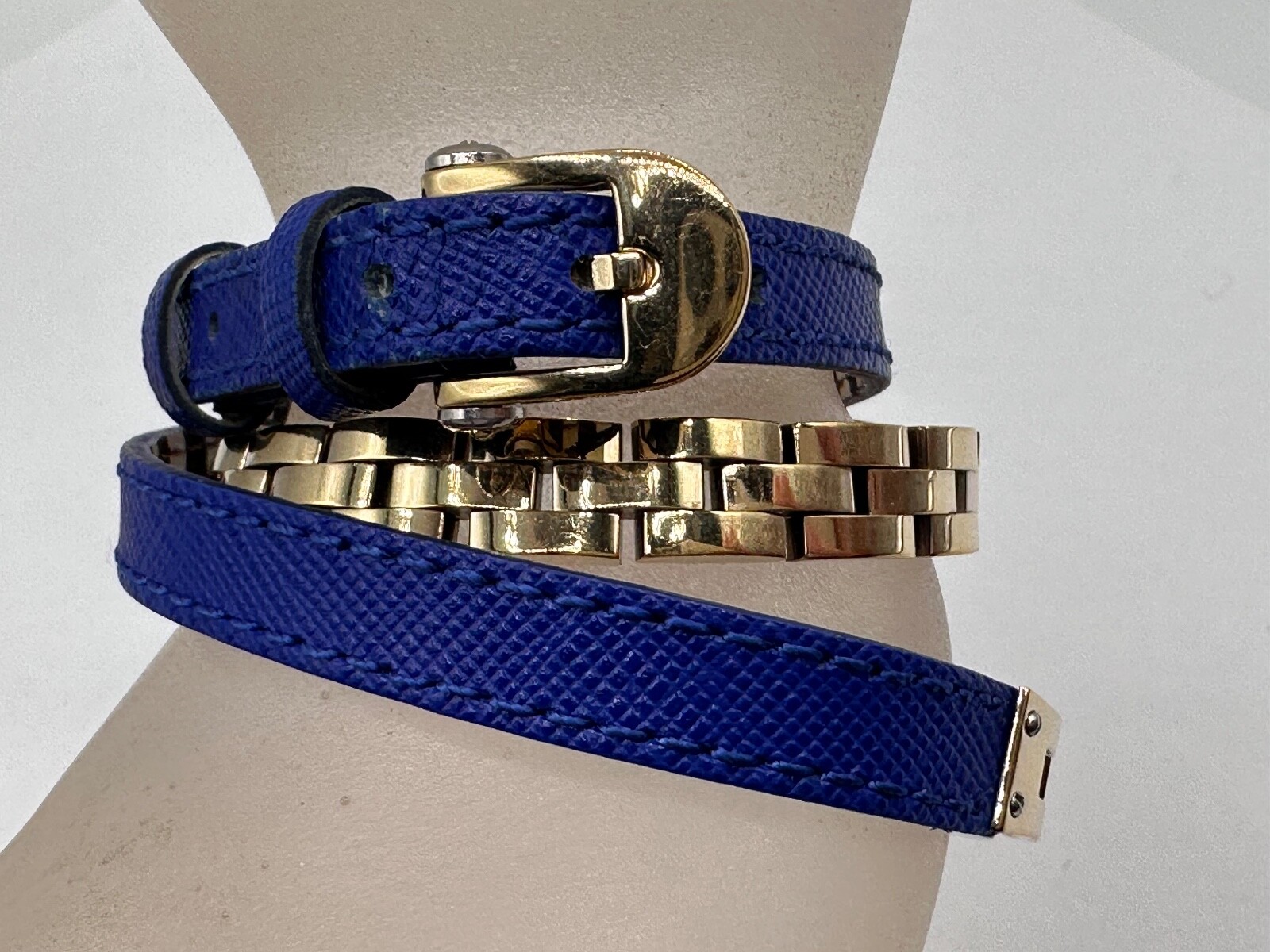 HENRI BENDEL SIGNED GOLD PLATED BUCKLE LEATHER NECKLACE BRACELET SAMPLE BELT 22″