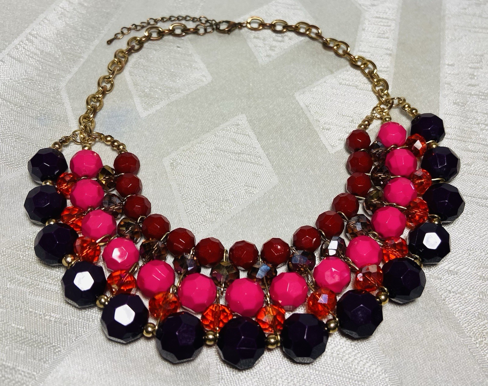 Vintage Chunky Beaded Statement Bib Necklace Pink Red Purple Red Gold Tone 18”