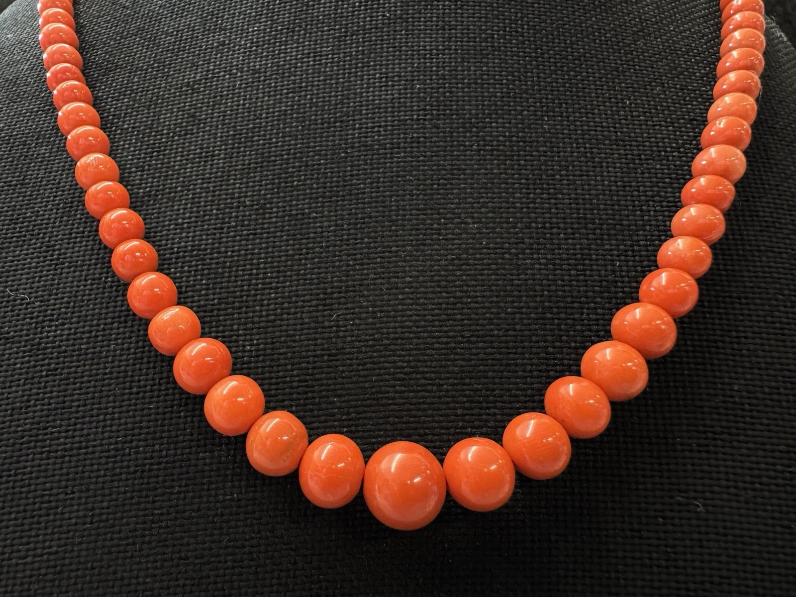 Vintage Vermeil Claps And Natural AAA Salmon Coral Graduated beads necklace 20in