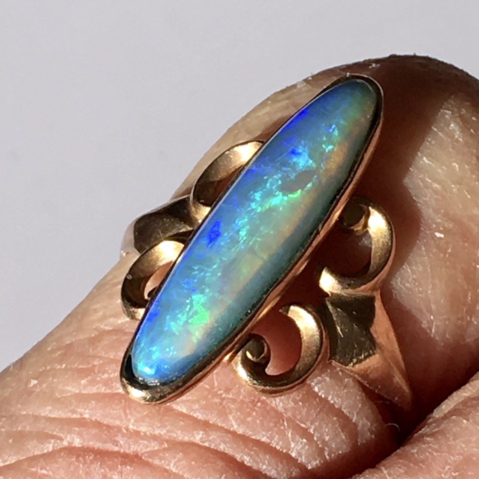 Antique American 10K Gold Victorian 1880s Natural Opal Ring Size 8