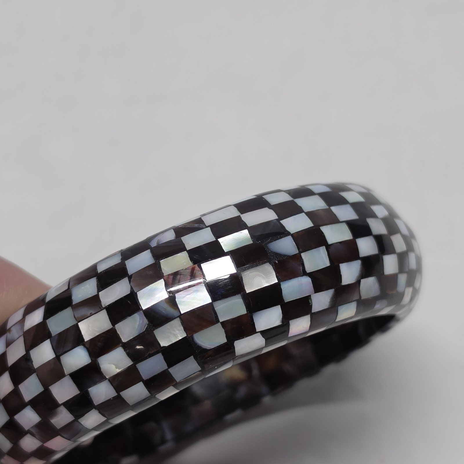Vintage Mother of pearl Checkered Mosaic Marquetry Bangle Bracelet White & Brown