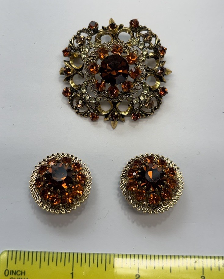 Vintage Austria Amber Rhinestone Brooch Earrings Set Gold Tone Filigree