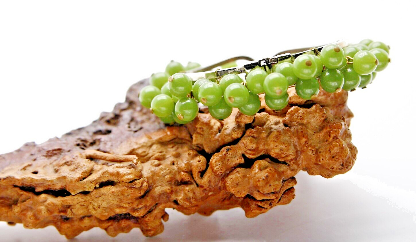 Vintage Green Lucite Bead Silver Hinged Bracelet! Amazing Find!!!