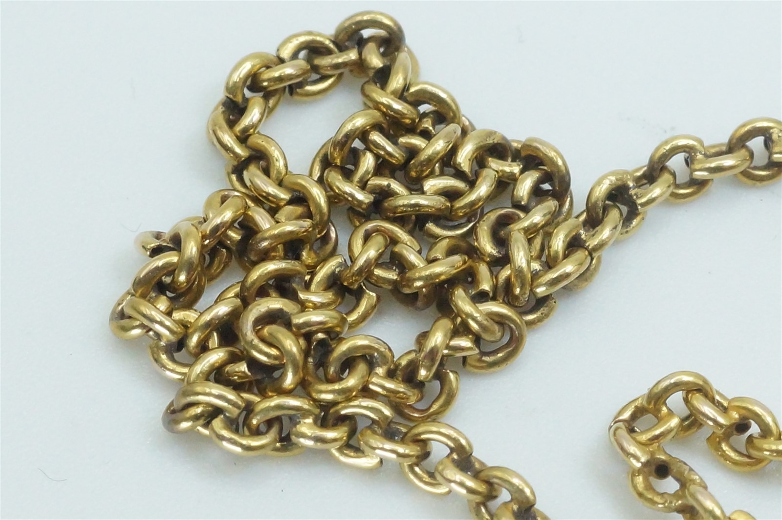 ANTIQUE ENGLISH 15K GOLD 16″ CHAIN NECKLACE c1880