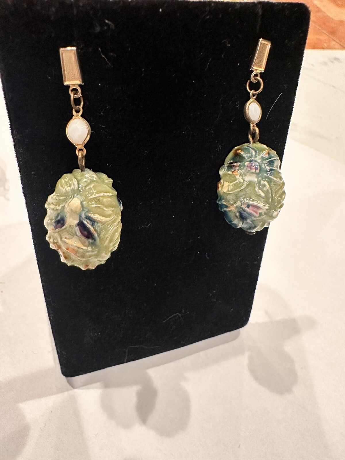 VINTAGE KASHMIRI DANGLE & GREEN LUCITE EGG OVAL FRENCH WIRE EARRINGS LOT 2 PAIR