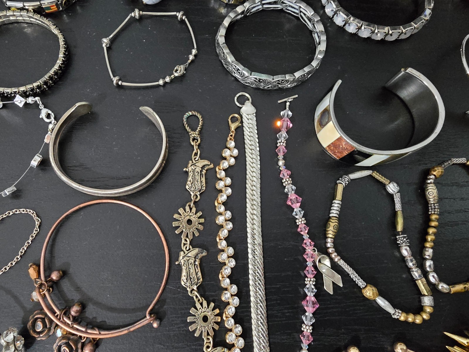Gigantic Mixed metals material an color lot of 70+ braceletn, signed /unsigned