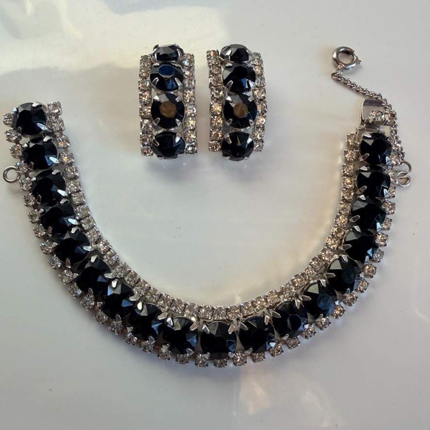 Vintage Kramer Of New York Bracelet Earrings Set Demi Parure Signed Black Clear