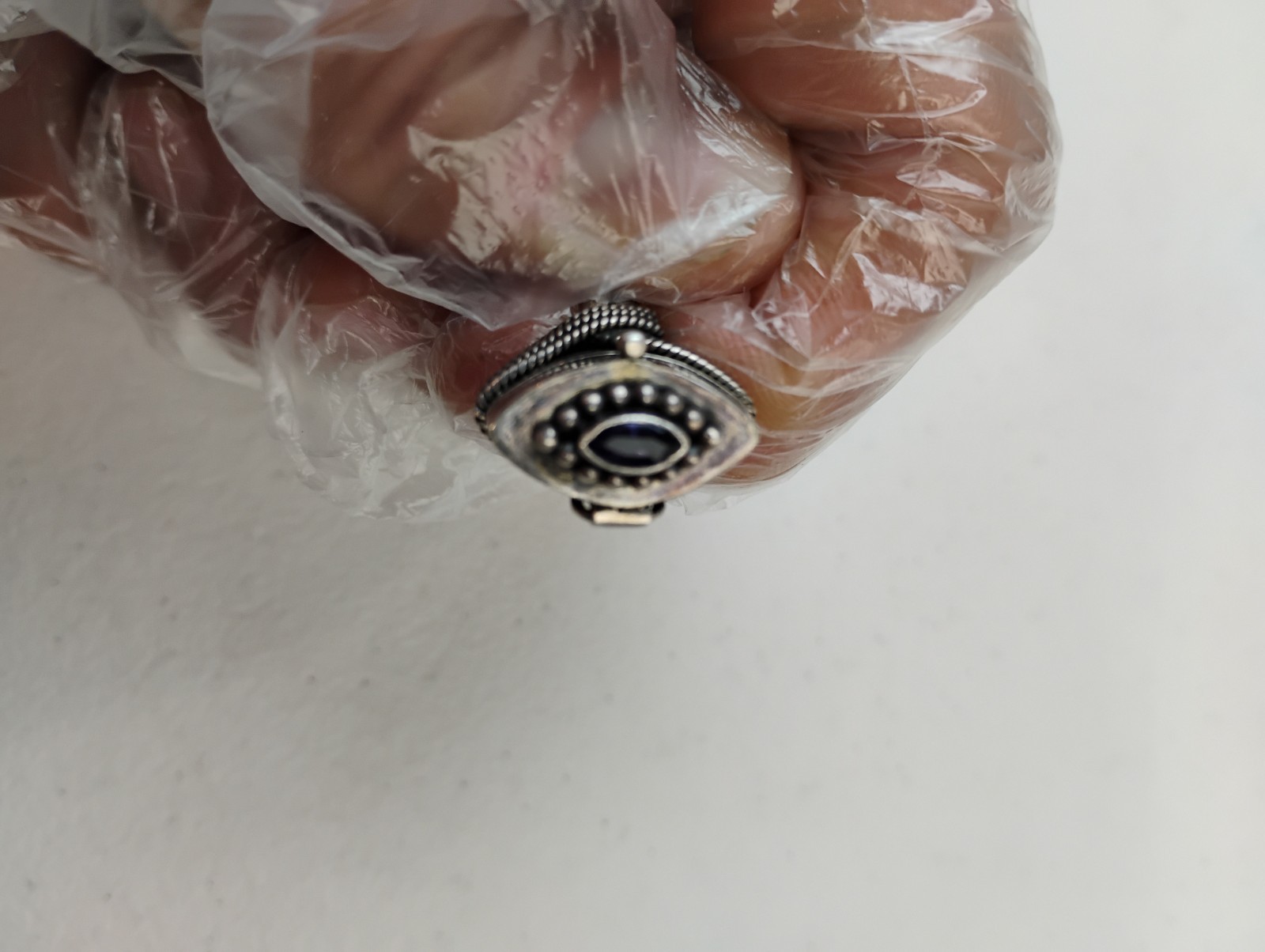 Sterling Silver 925 Marked Vintage Poison Ring With Iolite Stone Sz 5.75