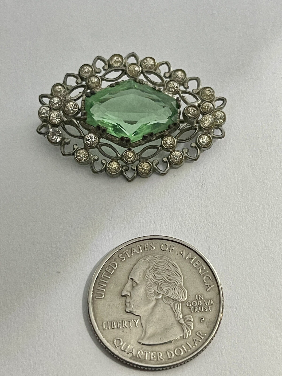 Art Deco Lozenge Shape Light Green Czech Glass Silvertone Filigree Brooch
