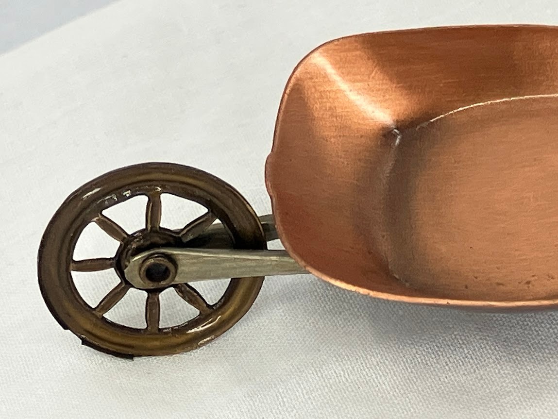 Vintage Copper Wheelbarrow Brooch Movable 3″ Pin