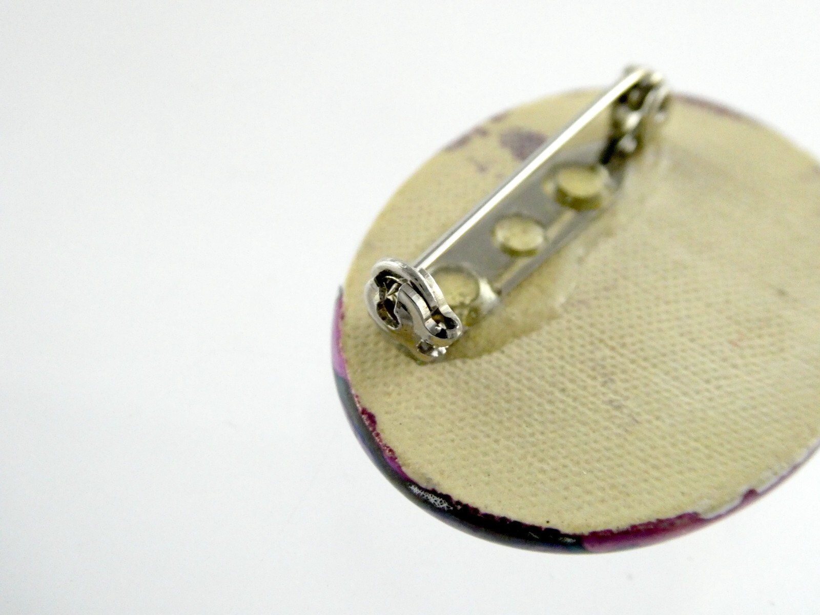 Vintage Unsigned Ceramic Brooch Faux Pearl Purple and Blue Gold Accent Pin 9.2g