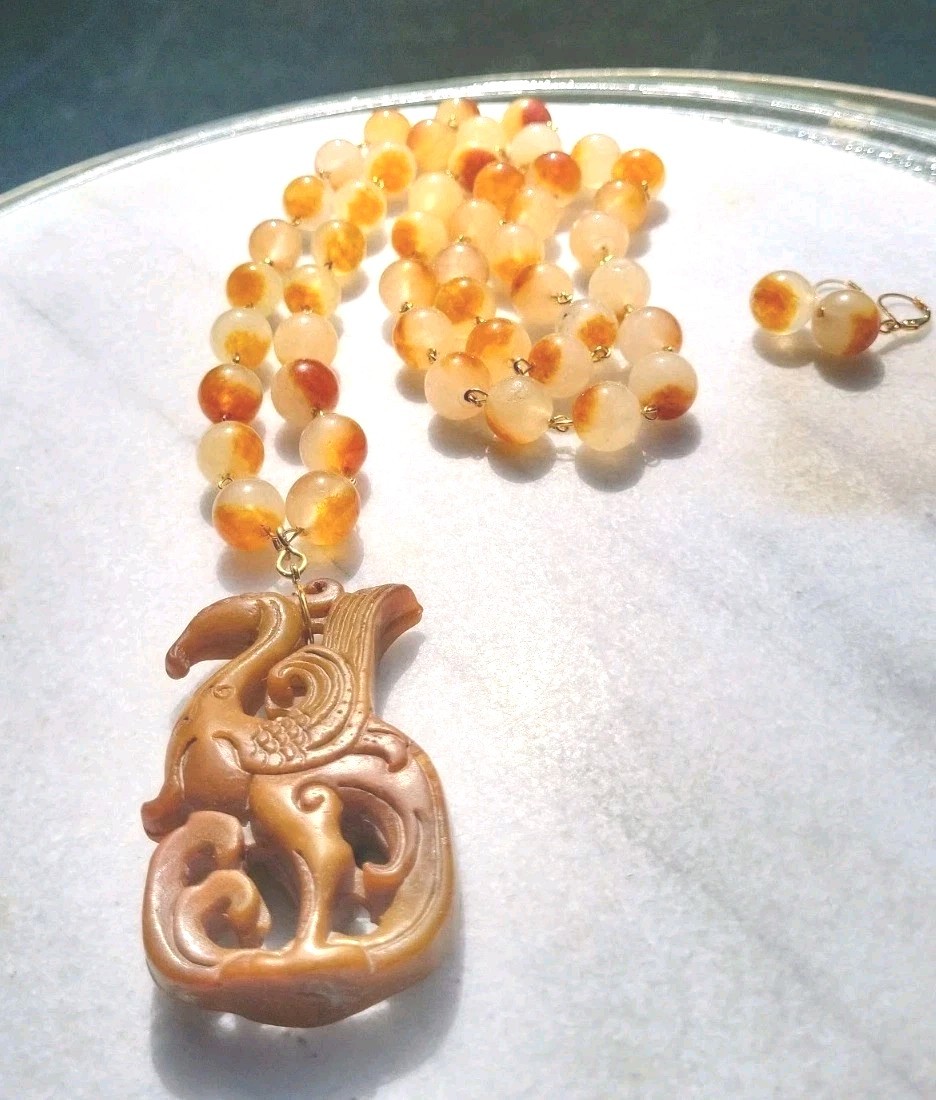 VINTAGE CARVED JADE PHOENIX DRAGON PENDANT JADE GEM BEAD WIRE NECKLACE SET OOAK