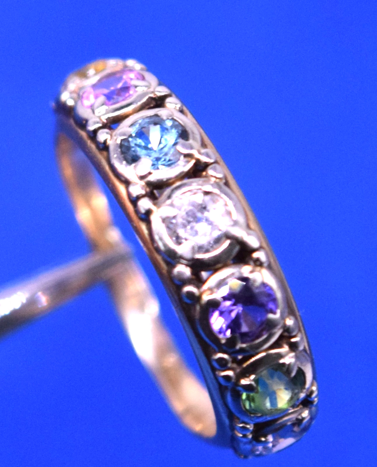 Vtg Guertin Brothers GB-14K Yellow Gold Mother’s Dbl Band Ring 7 Stones Size 9