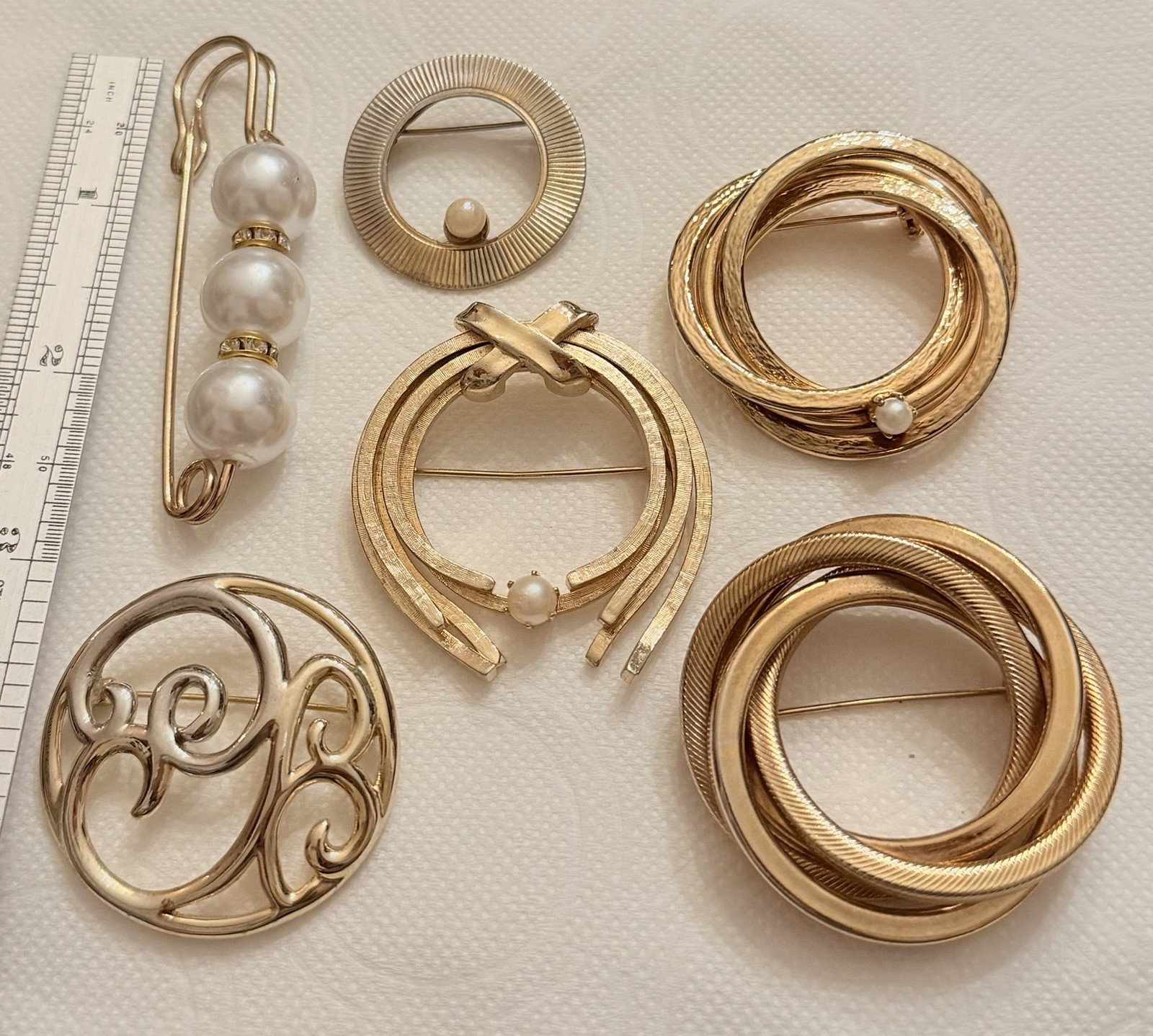 Vintage Lot 6 Gold Tone Faux Pearl Brooches Circle Safety Pin Modernist MCM
