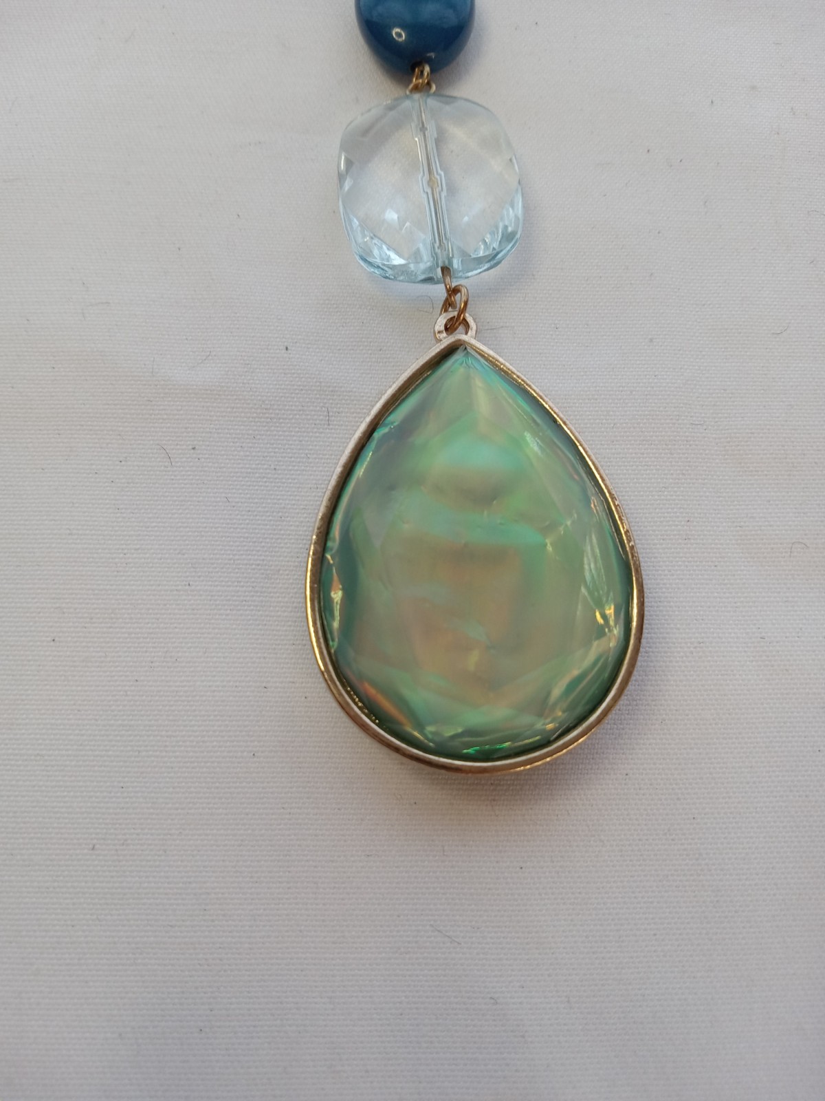 Vintage Gold Tone Blue green Faux Lucite 1,87 oz