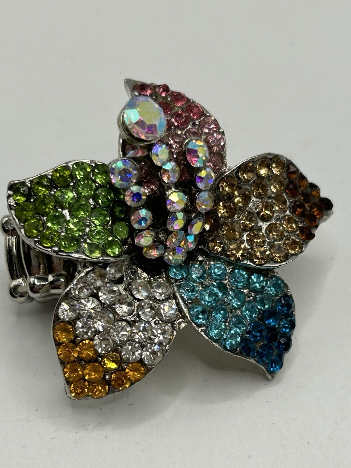 Vintage Multicolor Rhinestone Flower Ring – Stretch Band Statement Cocktail Ring